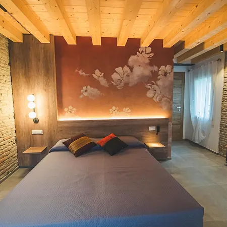 Apartment Battisti Hospitality - Motocicletta