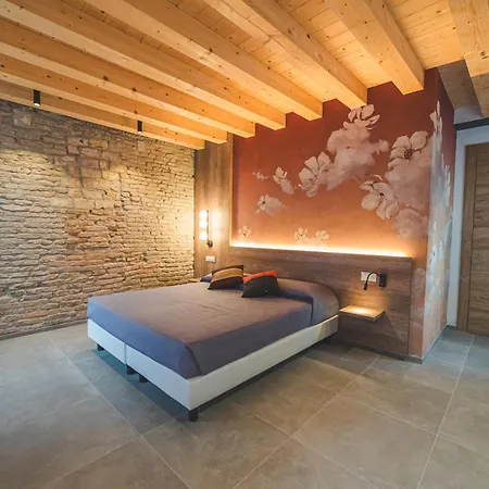 Battisti Hospitality - Motocicletta